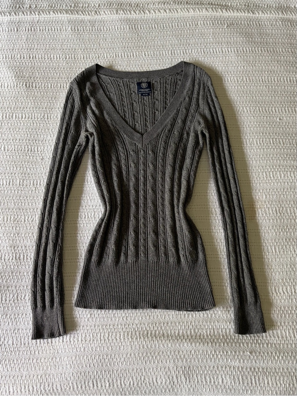 American Eagle Outfitters Y2K 2000s charcoal grey cable-knit sweater - Medium